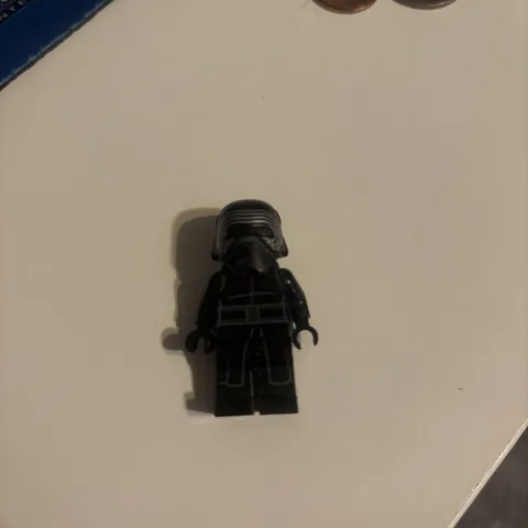 LEGO Kylo Ren Minifigure Star Wars no saber