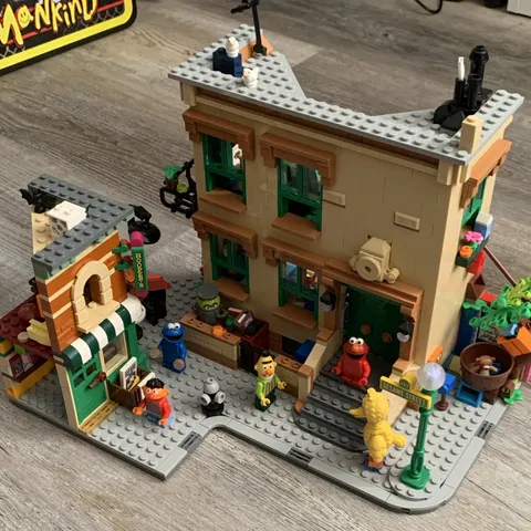 LEGO Ideas 21324 123 Sesame Street Complete Set 1367 pcs w/ Minifigures