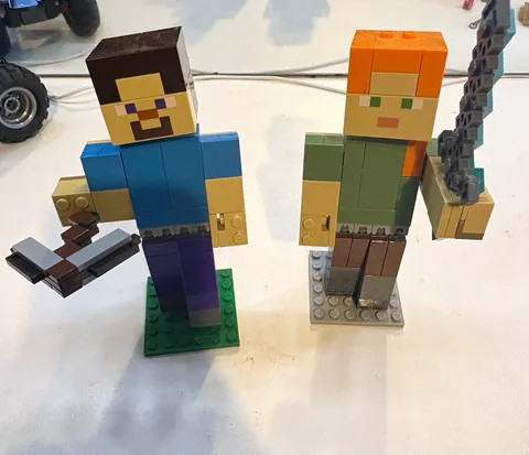 LEGO Mncraft Steve & Alex Brick-Built Minifigures w/ Pickaxe Sword Custom