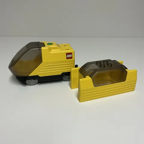 Lego Duplo Intelli Intelligent Yellow Train 3325 NOT WORKING with Passenger Car