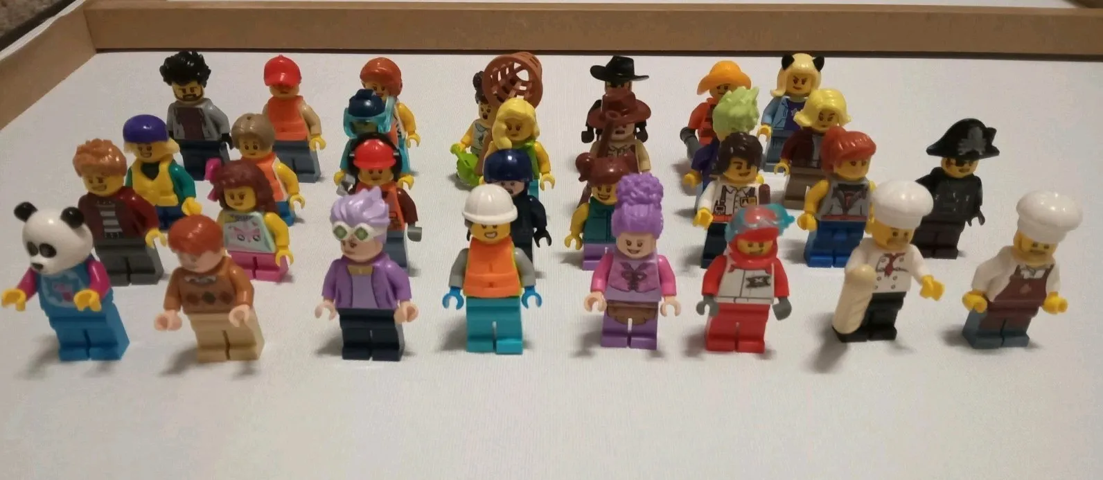 LEGO Minifigure Lot 20+ Figures Authentic Townspeople 