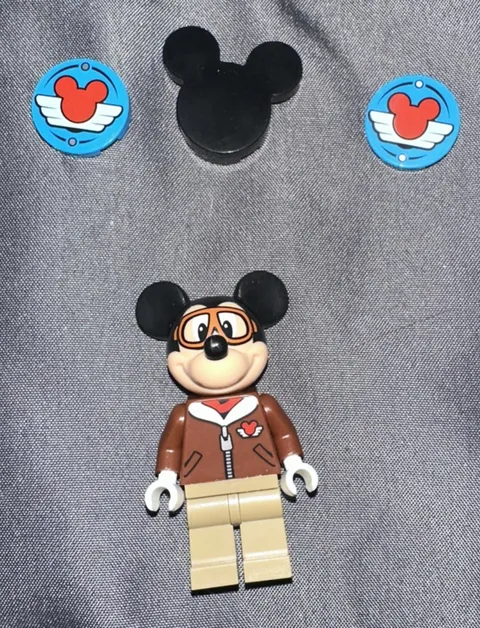 LEGO Disney Mickey Mouse Pilot Minifigure DIS049 10772 + 3 Disney Tiles Retired
