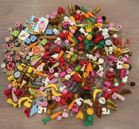 LEGO Huge Lot of Minifig Food And Accessories Plus Printed Food Tiles