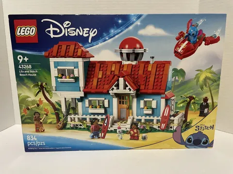 LEGO Disney: Lilo and Stitch Beach House (43268)