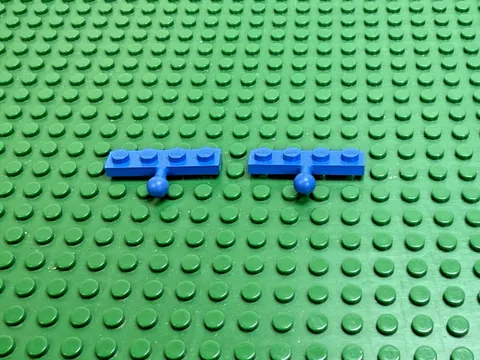 2x 1970s LEGO Blue Plate 1 x 4 with Tow Ball Legoland 450 6647 190 197 #3184