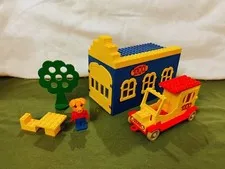 Vintage Fabuland Taxi Station - Almost Complete