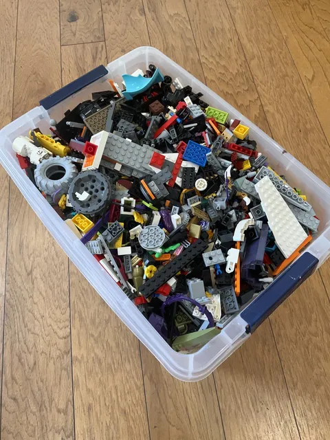 LEGO Lot Of 3 lbs pounds Bulk Legos. Random Unsorted. You will get a random 3lbs