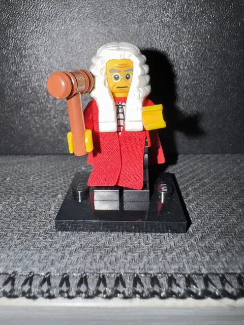 LEGO Minifigures Judge Minifigure w/ Gavel, White Wig & Black Display Stand