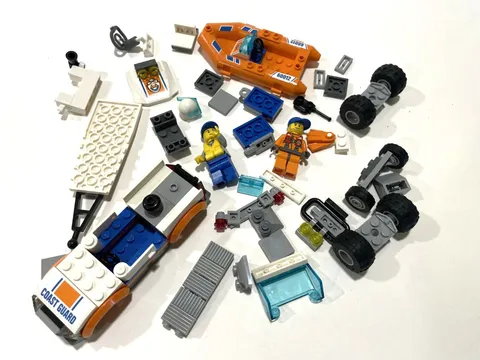 LEGO CITY: Coast Guard 4x4 & Diving Boat (60012)