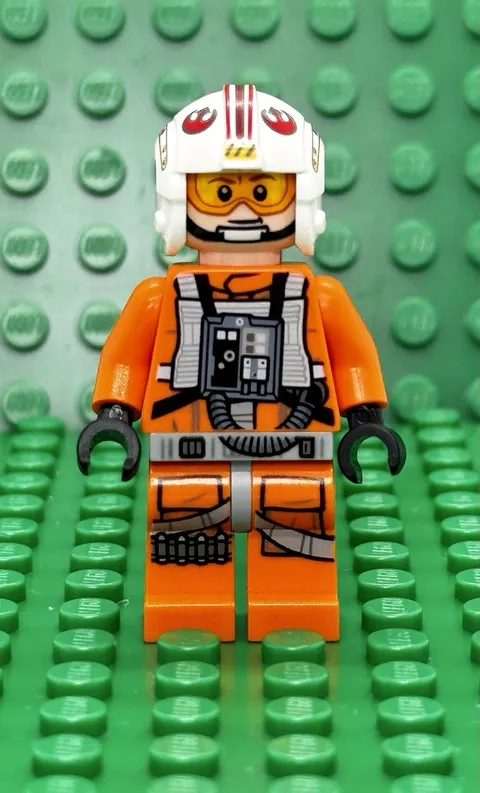 Lego Star Wars Luke Skywalker Minifigure Pilot 75313 75390 75301 sw1139