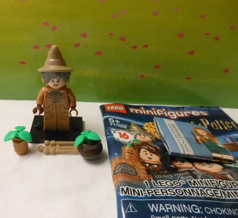 LEGO 71028 Harry Potter 2 Collectible MINI FIGURE Professor Sprout 2020 OPEN PKG
