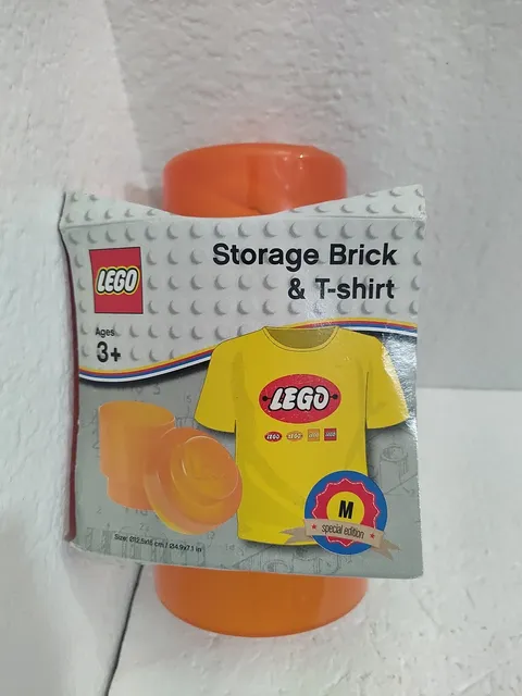 💥 LEGO 2014 Round Brick Stackable Storage &T-Shirt M💥 Rare HTF