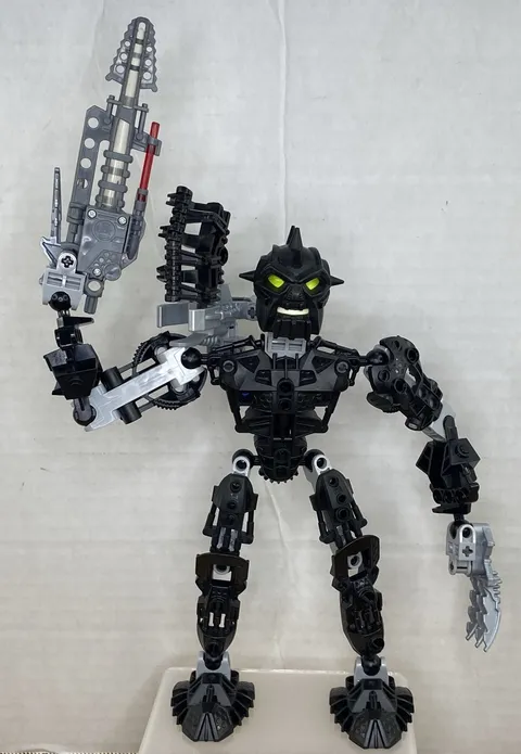 LEGO Bionicle 8729 Toa Nuparu Inika Figure Light Up Sword Works 2006 Incomplete