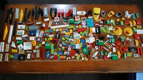 Lot Of Printed And Stickered Lego (Atlantis, Scooby, Ghostbusters, City, etc)