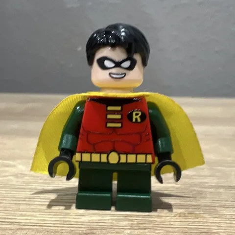 LEGO DC Robin Custom Minifigure BTAS Batman Legacy Of The Dark Knight