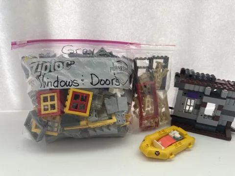 LEGO Windows Doors - Transparent Windows & Panels Door Frames Hail Door