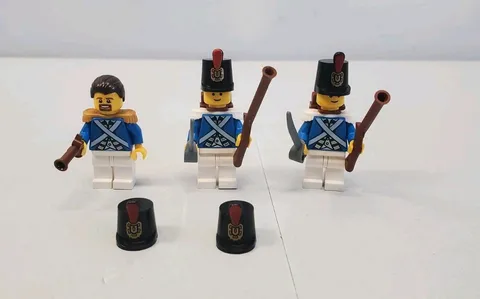 LEGO Bluecoat Sergeant & Soldiers Minifigure Lot Of W/ Accessories Guns Army