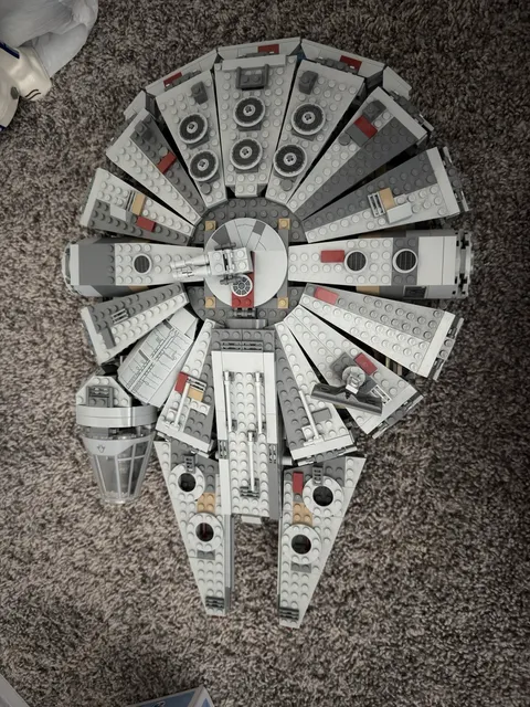 LEGO Star Wars 75257 Millennium Falcon 1351 pcs 2019 Incomplete Set