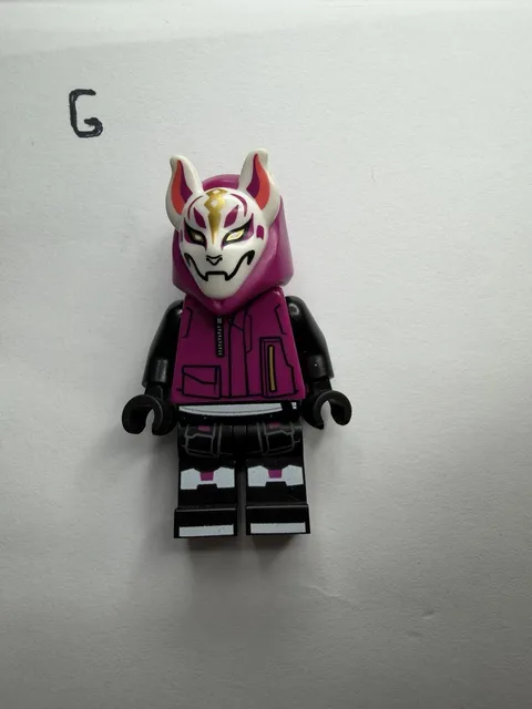 LEGO Drift Minifigure Fortnite Battle Bus 77073 NEW fort007