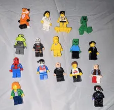 LEGO Minifigure Lot of 14 Plastic Figures Spider-Man Creeper Assorted