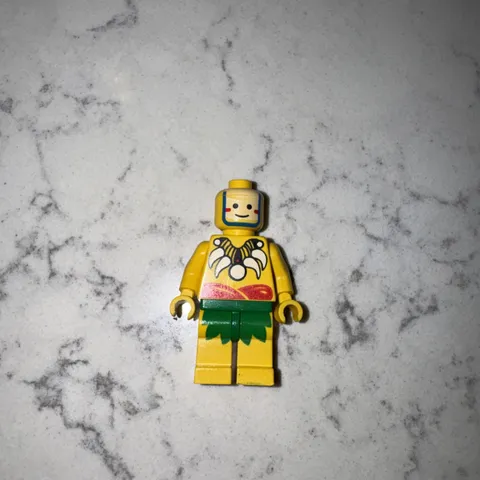 1x LEGO Pirates Minifigure Islander King Kahuka Bone Chain 6236 pi069 pi068