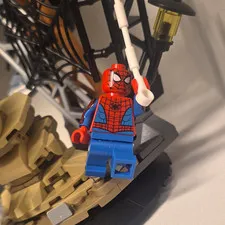 LEGO Spider-Man Minifigure Red/Blue w/ White Web Accessory Superheroes