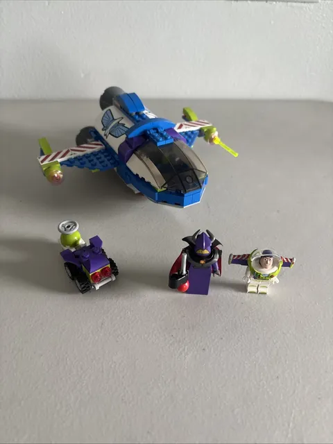 LEGO Toy Story: Buzz's Star Command Spaceship (7593) 99% Complete With Minifigs