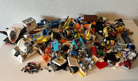 Lego Lot Mixed Items