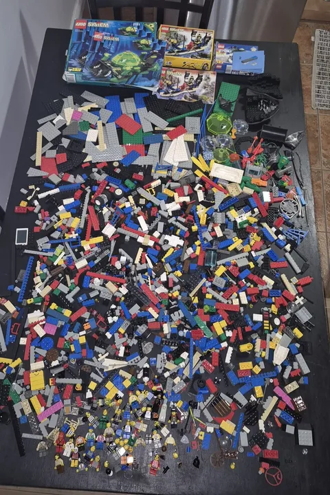 Huge LEGO Lot Bricks Star Wars Timecruisers Etc 1990's