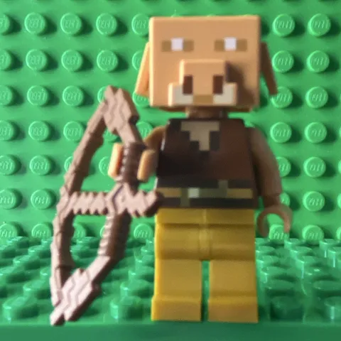 LEGO Minecraft Minifigure Piglin - Pearl Gold Legs