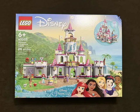 DAMAGED BOX LEGO Disney Princess Ultimate Adventure Castle 43205 Retired