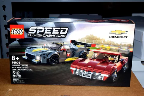 LEGO Speed Champions Chevrolet Corvette C8.R & 1968 Corvette (76903) NEW