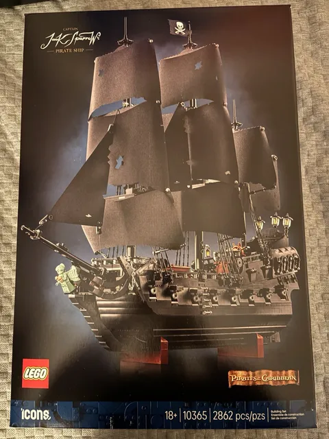 LEGO Icons 10365 Captain Jack Sparrow's Pirate Ship 2862 pcs 18+