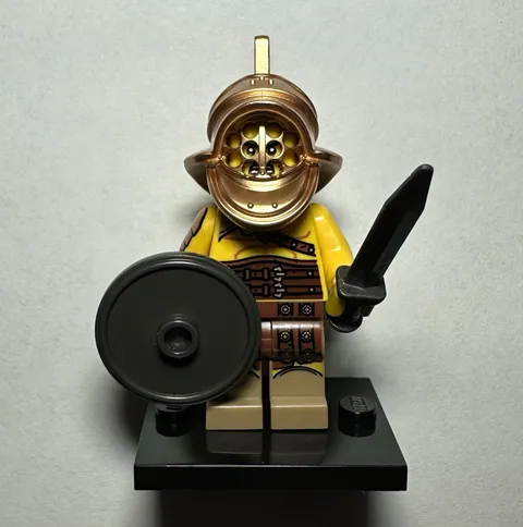 LEGO SERIES 5 MINIFIGURES Gladiator 8805