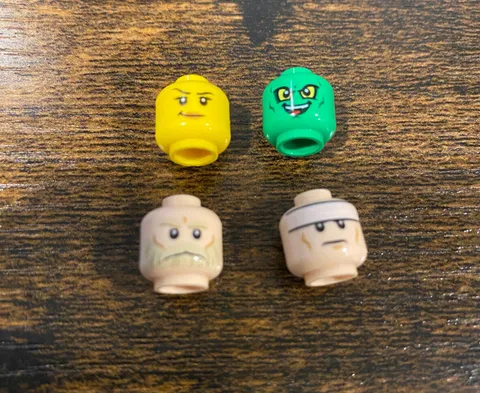 Lego Minifigure Minifig Lot - Head Replacement Part x4