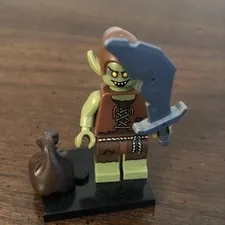 LEGO GOBLIN  Series 13 w/ stand & accessories col 199 from covered display