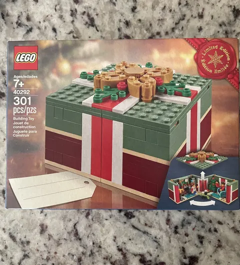 Lego 40292 Limited Edition Christmas Buildable Holiday Present RETIRED 2018 NIB