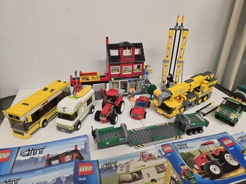 Lego City 2009 Lot of 5 Sets Incomplete: 8402, 7634, 7639, 7641, 7633