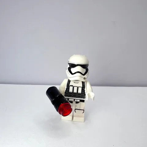LEGO Star Wars Stormtrooper Minifigure First Order Heavy Assault Blaster 75132