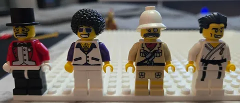Lego Minifigure Series 2 (8684) Complete Set Of 16 Figures