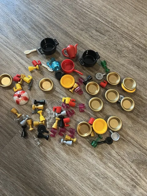 Lego Assorted Dishes And Kitchen Items