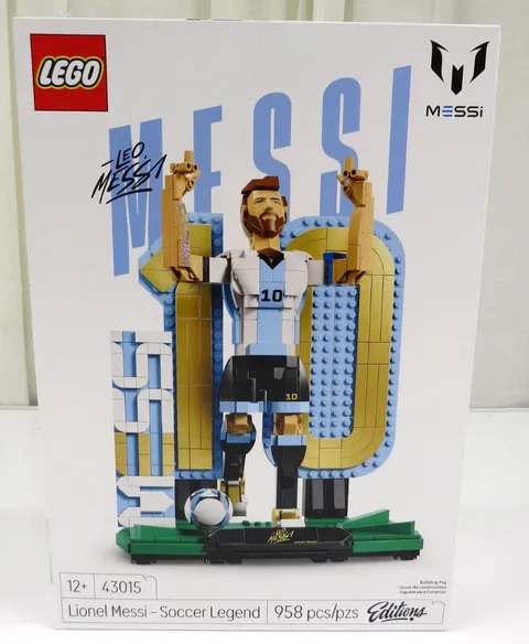 Lego Editions 43015 Lionel Messi Soccer Legend Building Set 958 Pcs. Ages 12+