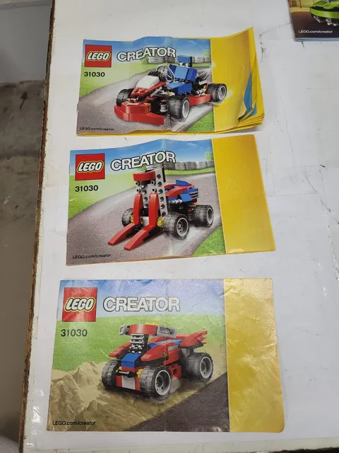 Lego Creator instruction book 31030 / me2  r3 d16