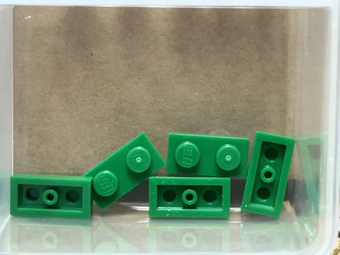 LEGO Parts - Green Plate 1 x 2 - No 3023 - QTY 5