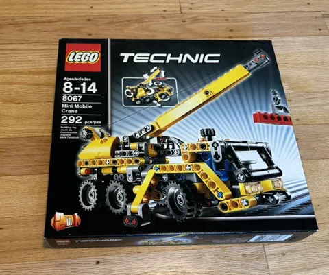 LEGO Technic 8067 Mini Mobile Crane NISB Retired Rare