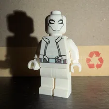 LEGO DC Custom Red Hood (White/Arctic Suit) *RARE & DISCONTINUED*