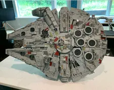 LEGO Star Wars: Millennium Falcon UCS (75192)