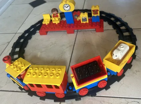 Duplo Lego Preschool Train Station with Track #2701-Complete 1988 Vintage