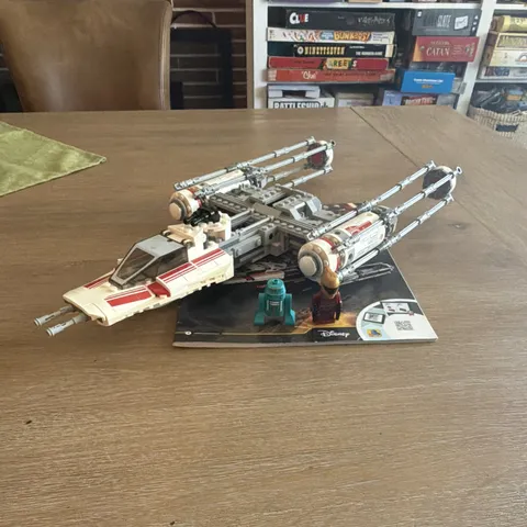 LEGO Star Wars: Resistance Y-Wing Starfighter (75249)