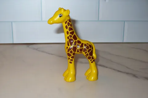 Lego Duplo Animal Creature ~ Baby Giraffe ~ Zoo Jungle Safari